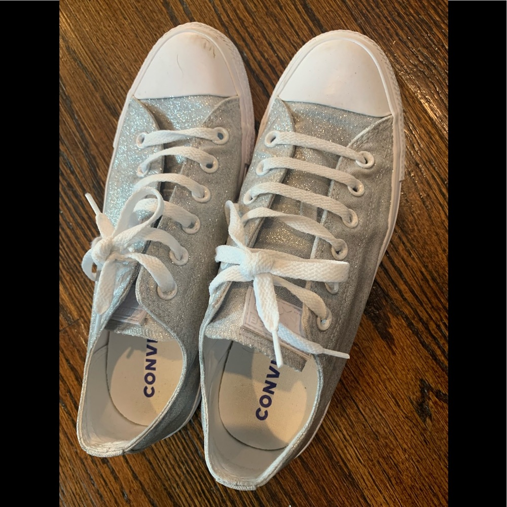 Glittery silver converse